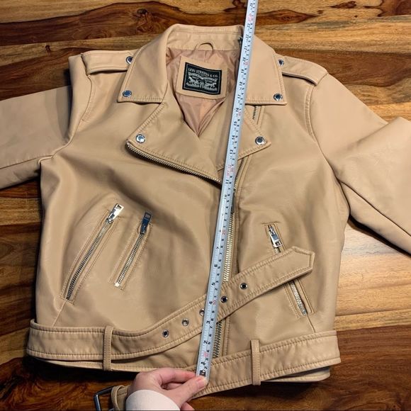 SIZE L LEVI’S JACKET - Picture 16 of 16